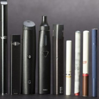 Stovky tun baterií z e-cigaret končí v českých popelnicích. Ohrožují třídicí linky a zatěžují přírodu, varuje MŽP